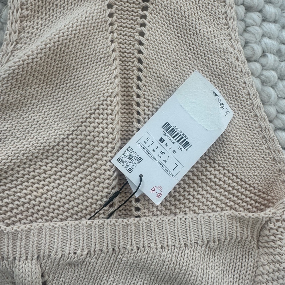 Zara Cream Sleeveless Knit Sweater with Halter Neck - Picture 3 of 4